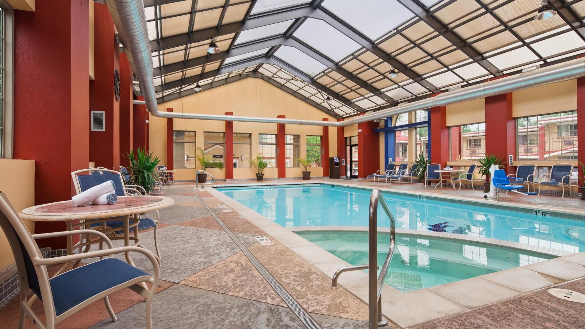 Best Western University Inn Fort Collins Exterior foto
